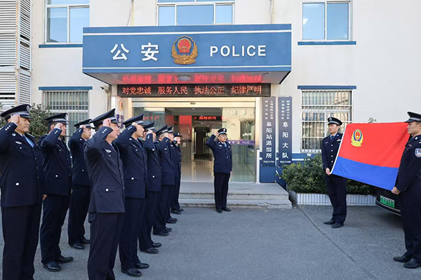 微信图片_20150911040724.jpg
